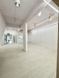 Hougang Avenue 1 (D19), Shop House #633726511
